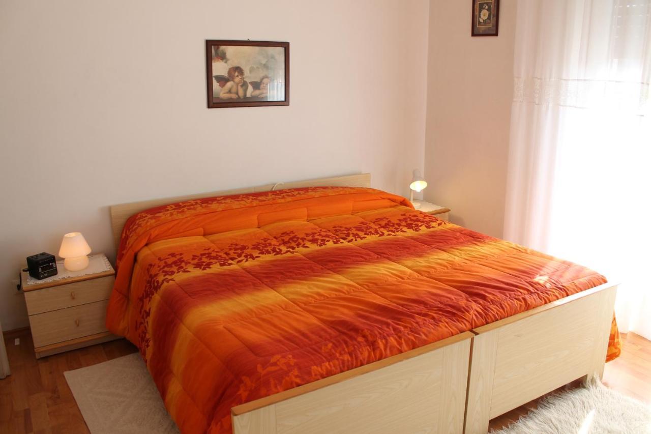 Apartment In Lazise/Gardasee 21949 Bagian luar foto