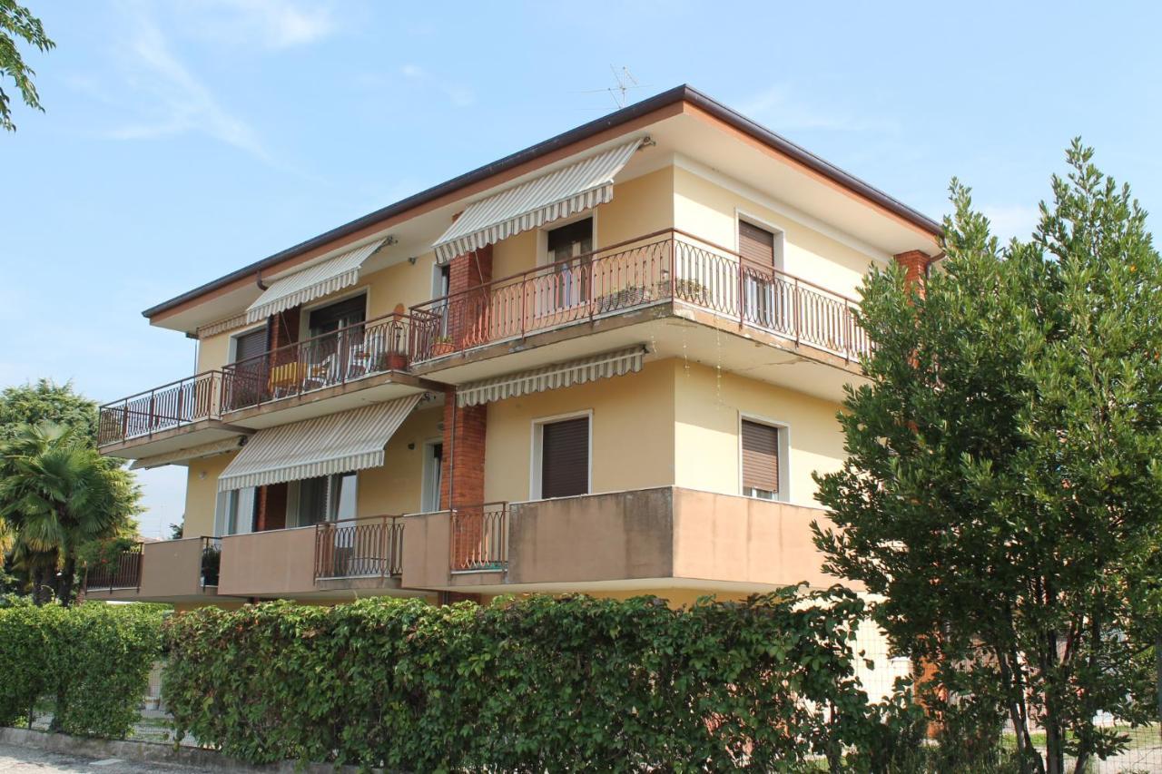 Apartment In Lazise/Gardasee 21949 Bagian luar foto