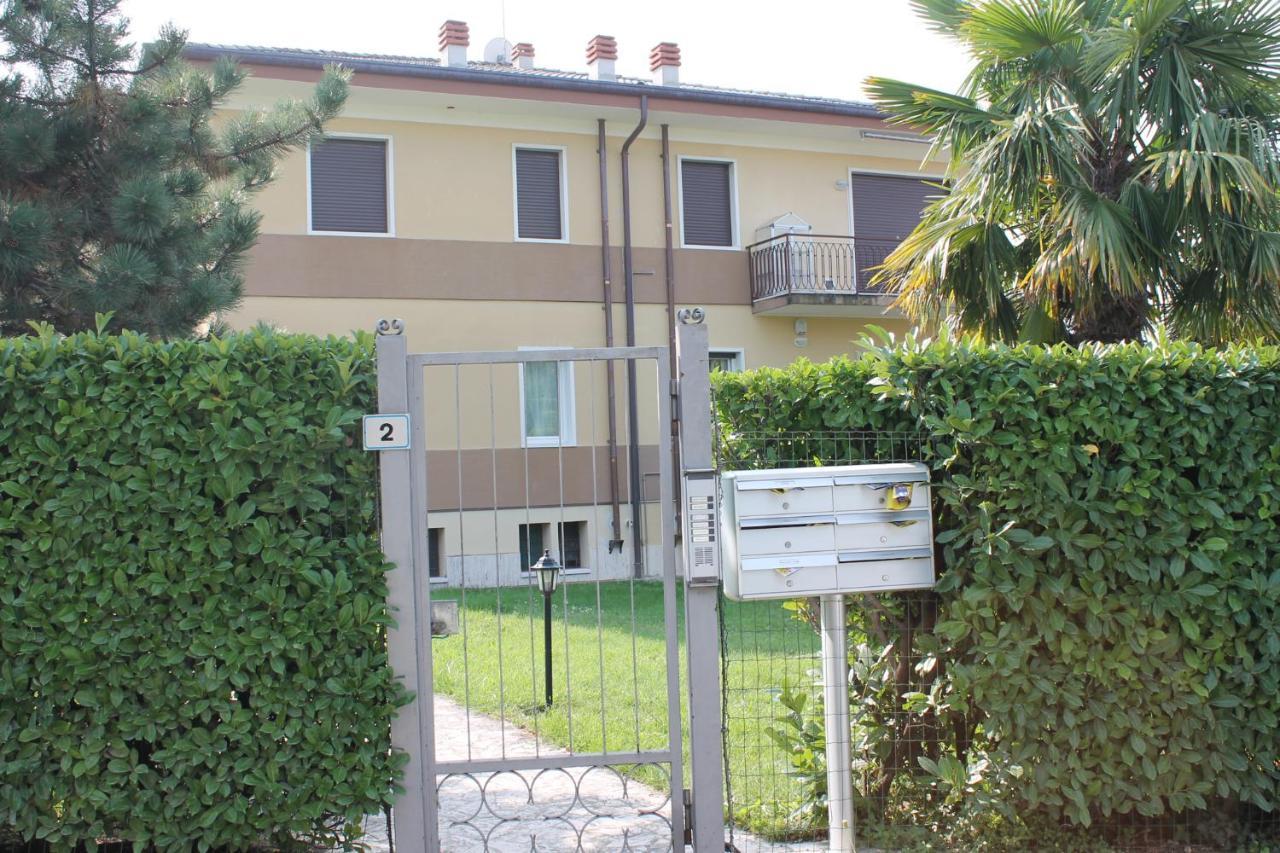 Apartment In Lazise/Gardasee 21949 Bagian luar foto