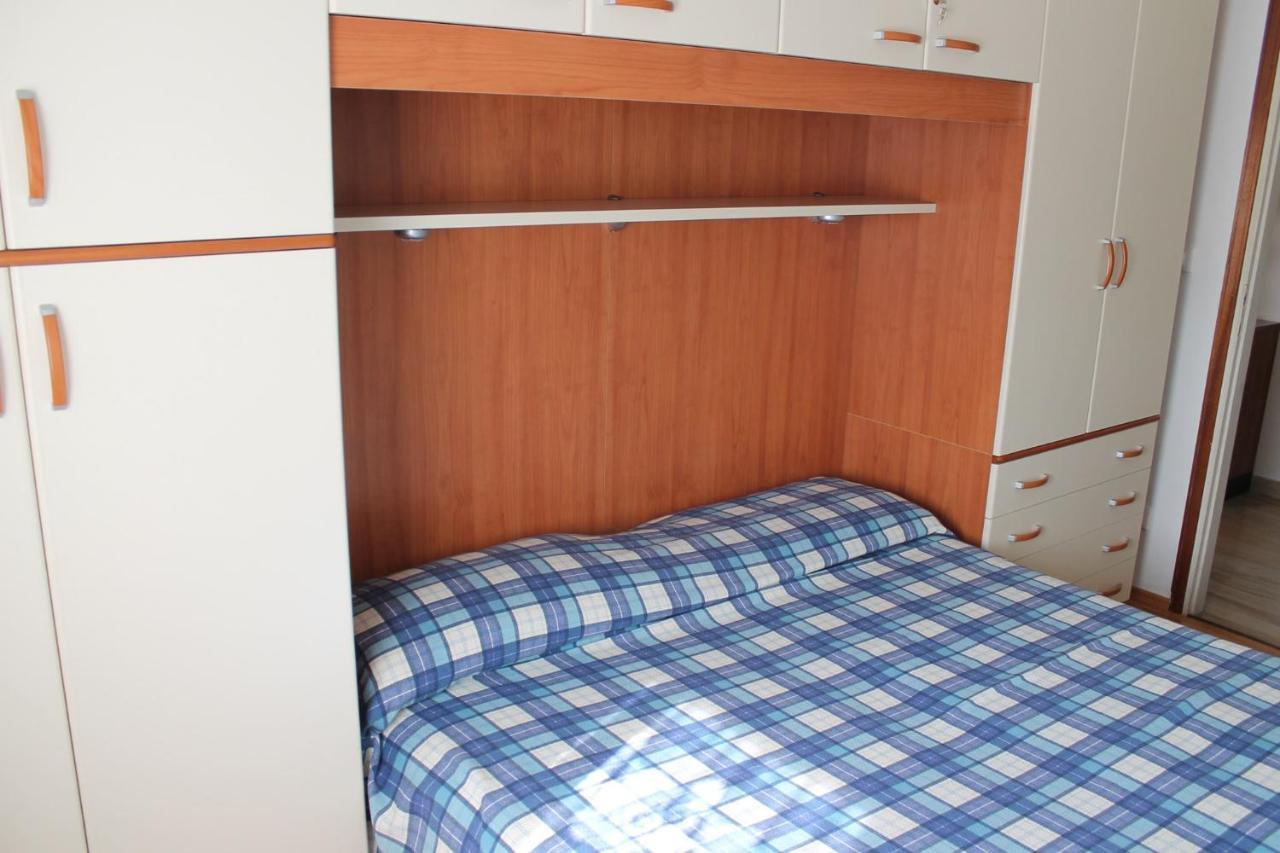 Apartment In Lazise/Gardasee 21949 Bagian luar foto
